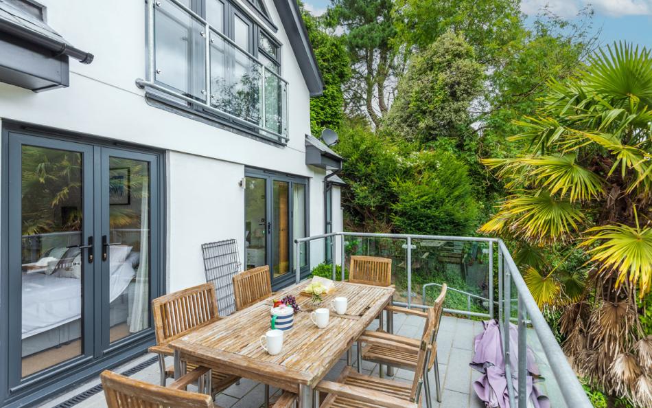 Ground floor terrace at 6 Rosewalk