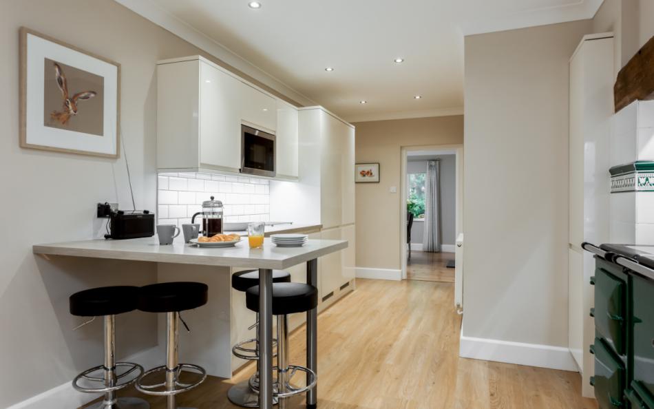 living space at Thatchby Oak