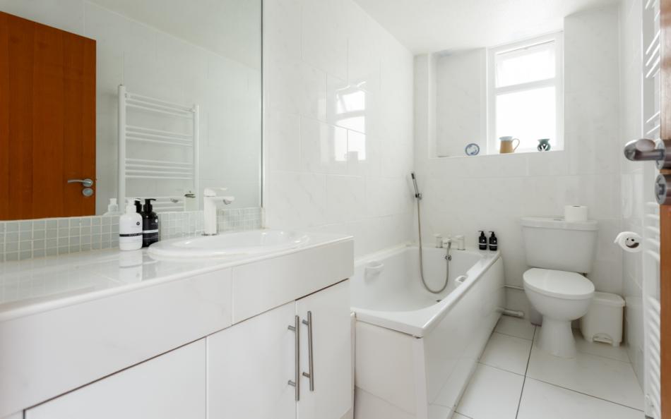 family bathroom at Utopia No.6