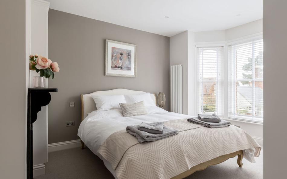 Double bedroom at Mount Bank 