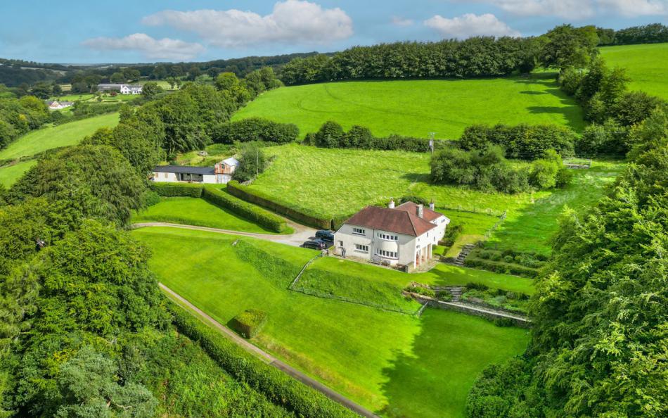 Holmbush holiday cottage in withypool sleeps 10