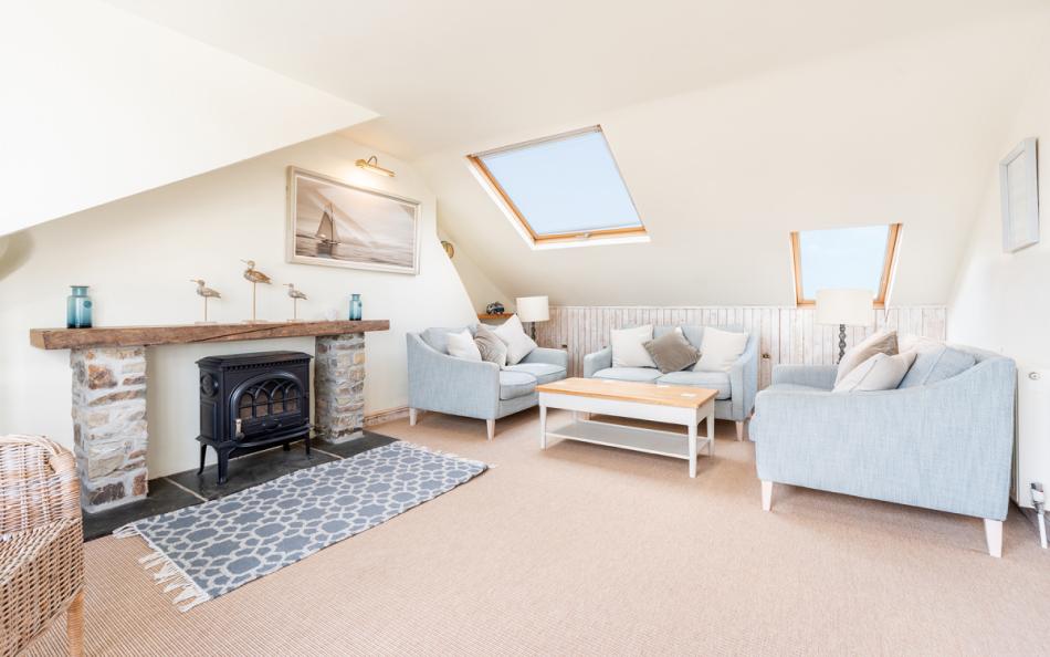 The lounge with sofas at 9 Courtenay Street