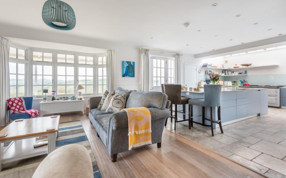 open plan living space at Pipers Bench & Apartment