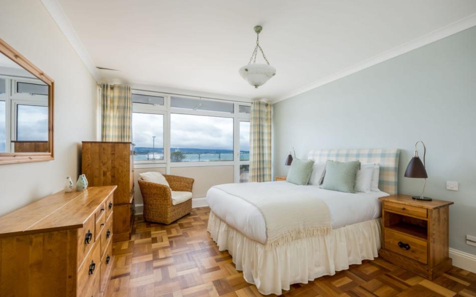 main double bedroom at Golden Gates No.9