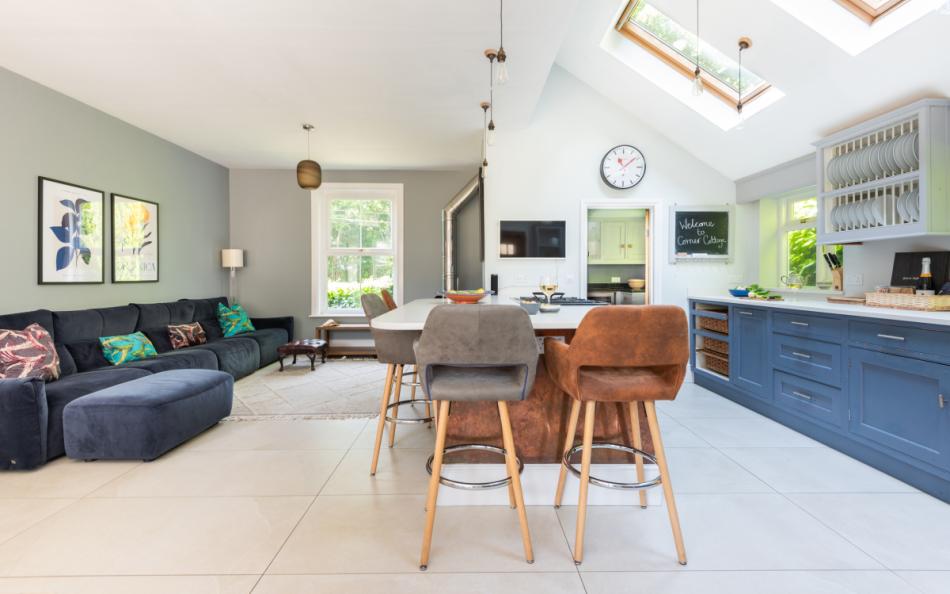 Contemporary open plan kitchen at Corner Cottage near Ringwood