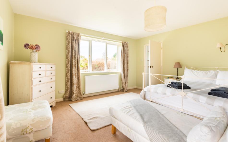 Double room at Apple Barn 