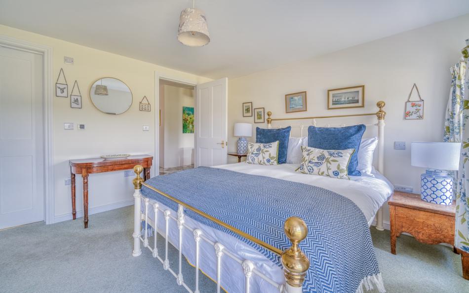 master double bedroom at Ivy Cottage
