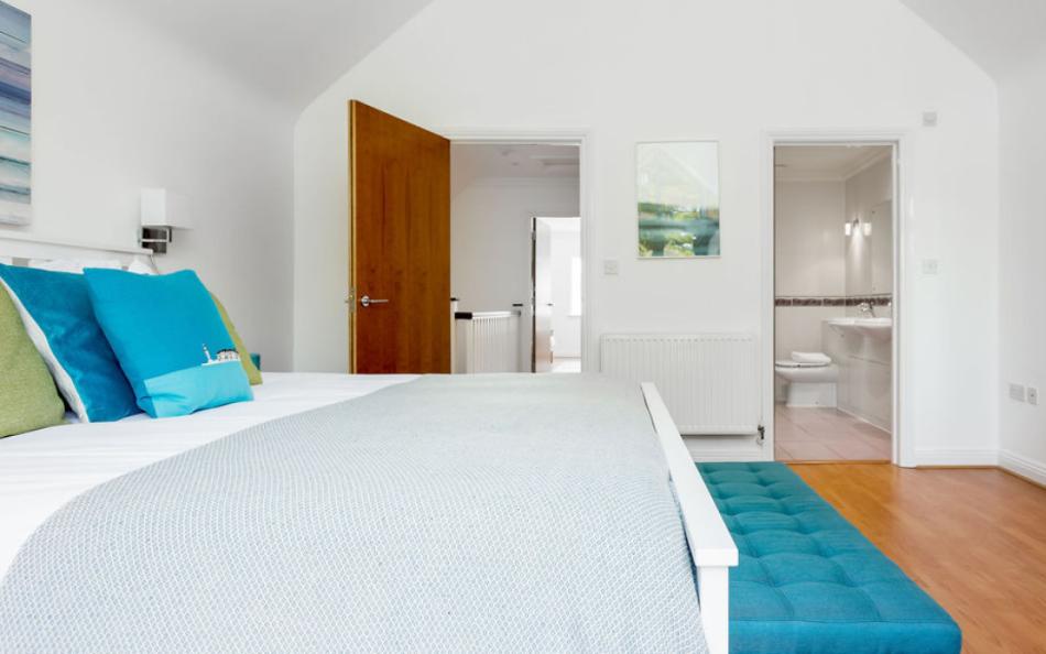 Seascapes No.2 third doubkle bedroom with en-suite