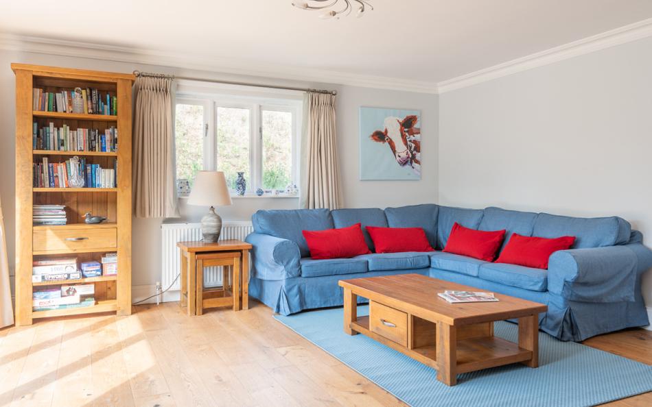 Spacious lounge for many to enjoyat Burnt House