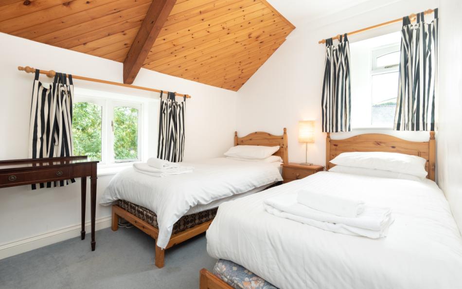 The twin bedroom in Apple Tree