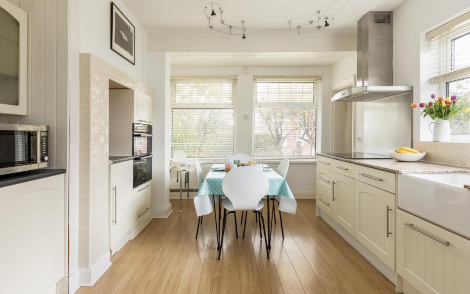 the kitchen at White Lady