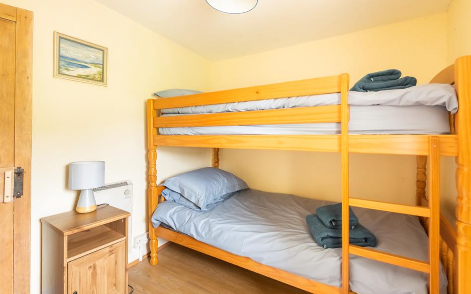 Bunk bedroom 1 at Camac Cottage 