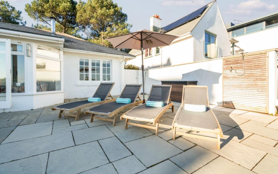 Sun loungers at Holwell