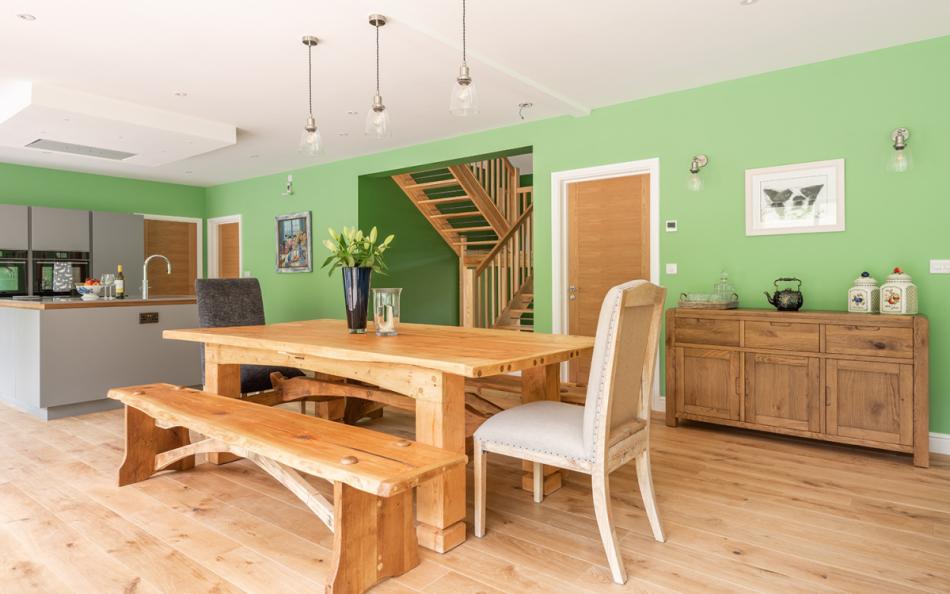 Kitchen and dining area at Acacia House 