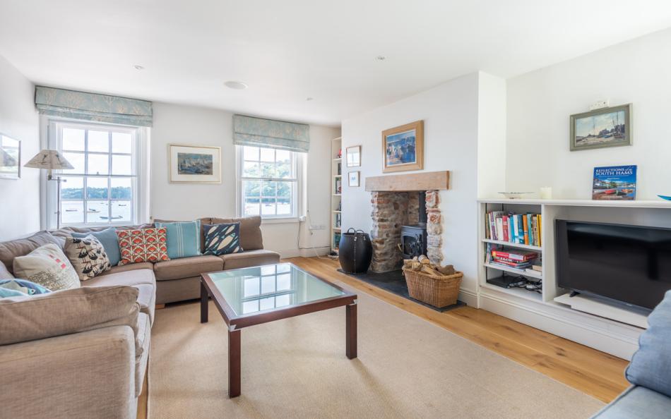 Bright separate sitting room at Dunedin Cottage
