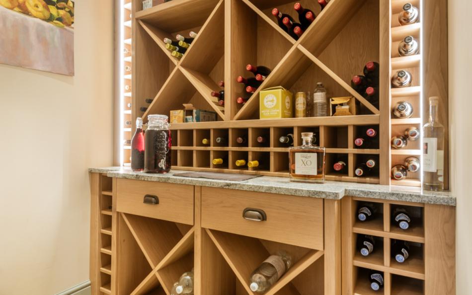 the drinks cabinet at Brookside Lodge 