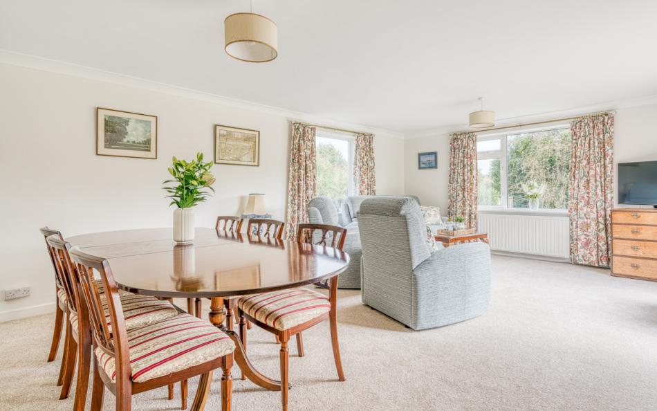 Dining table at Brogenslade 
