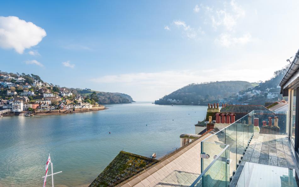 Balcony with sea views at Bridge House 