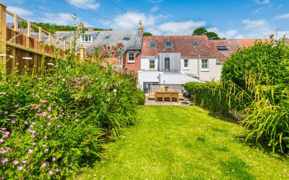 Lovely lawned garden at Craiglands