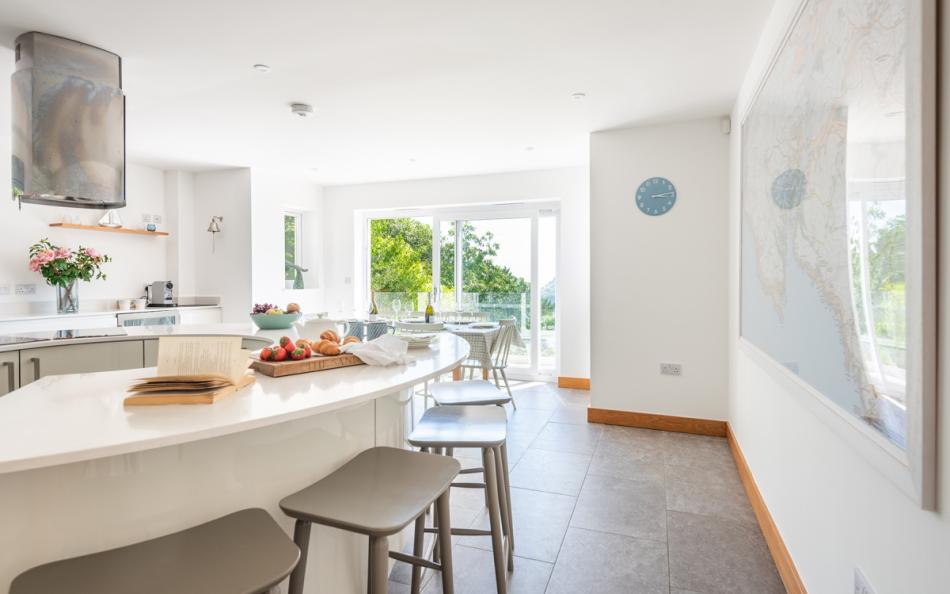 kitchen with breakfast island at The Sands Salcombe