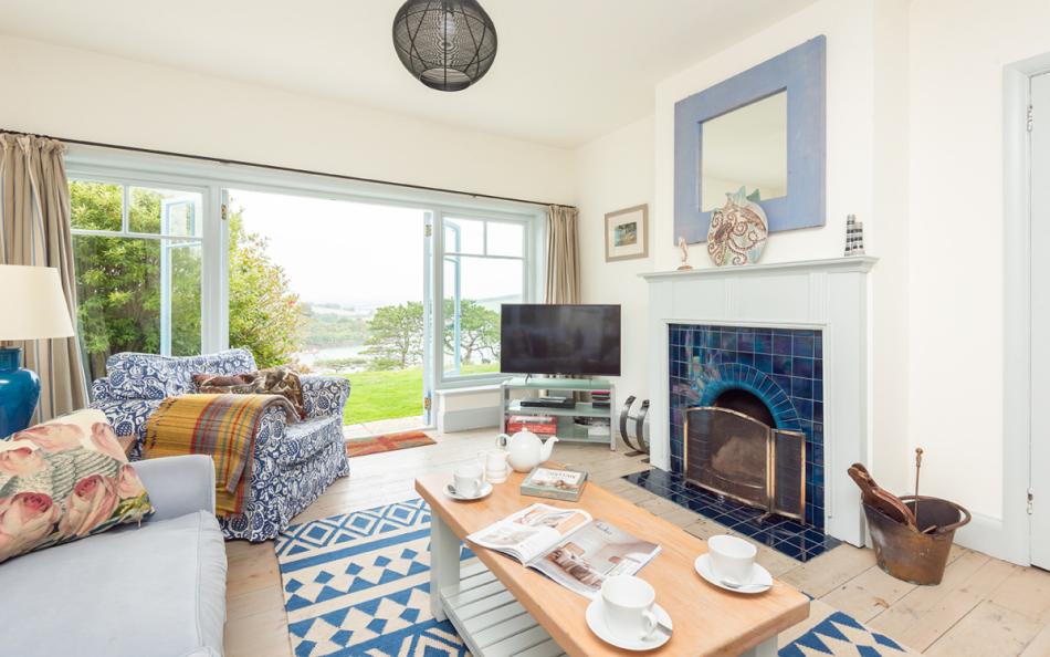 Another view of the lounge with views over the garden and Kingsbridge and Salcombe estuary at Arran 