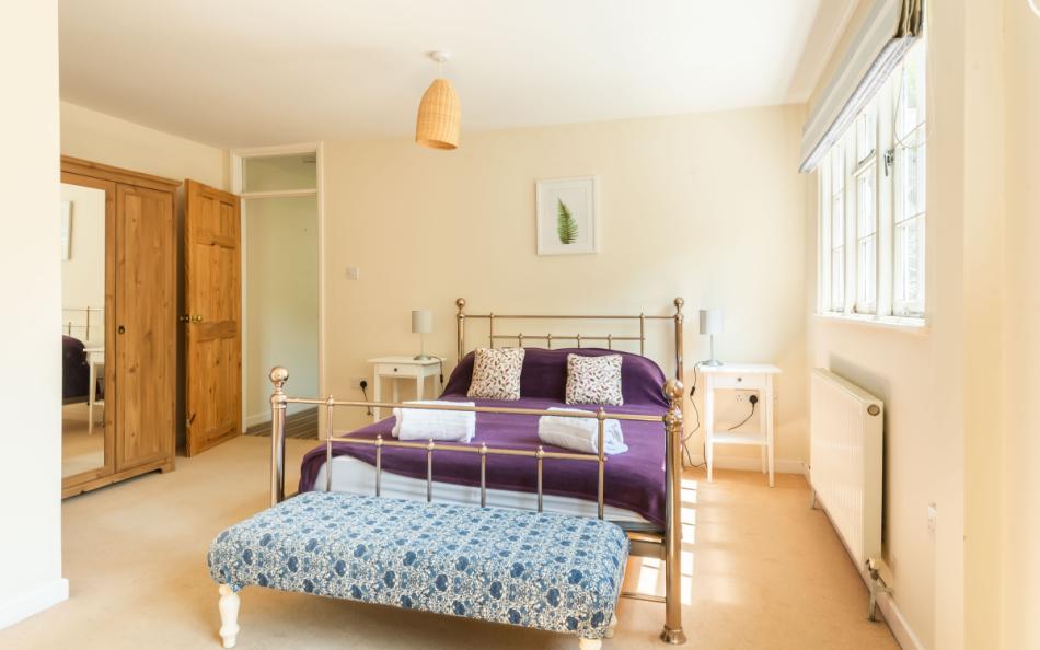 Bedroom 4 (en-suite) at Lily House