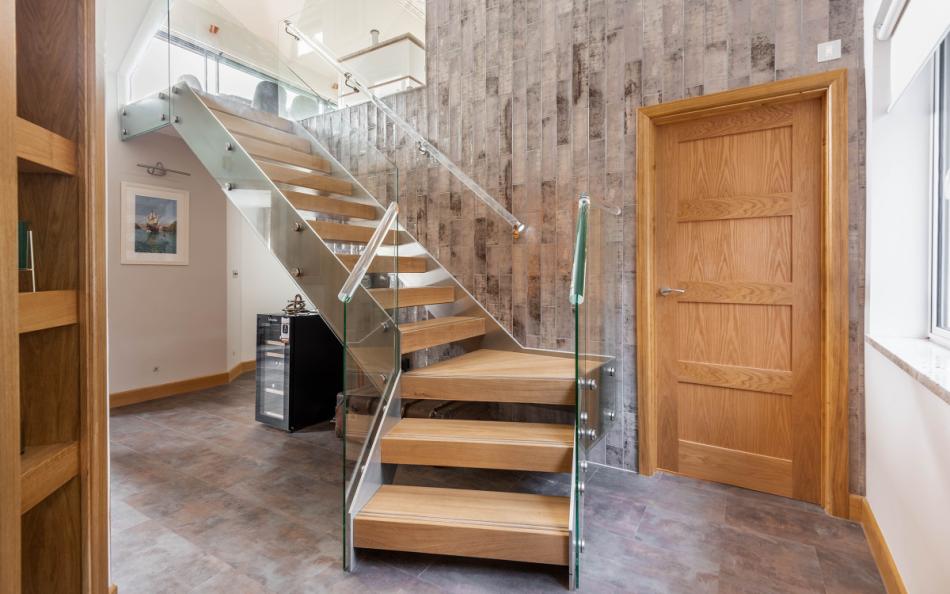 Contemporary stairs at Bridge House 
