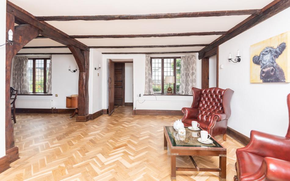 large spacious downstairs at Home Cottage 