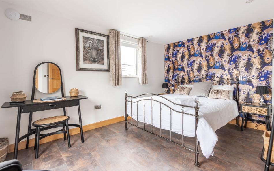 Double bedroom at Bridge House 