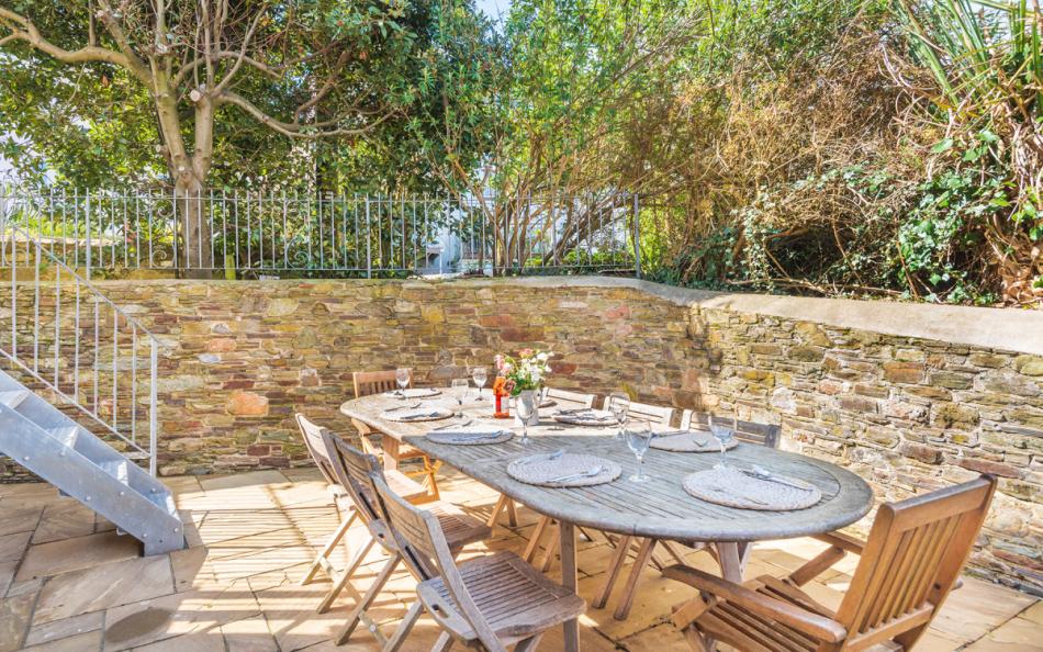 The kitchen terrace at 1 Kings Cottages