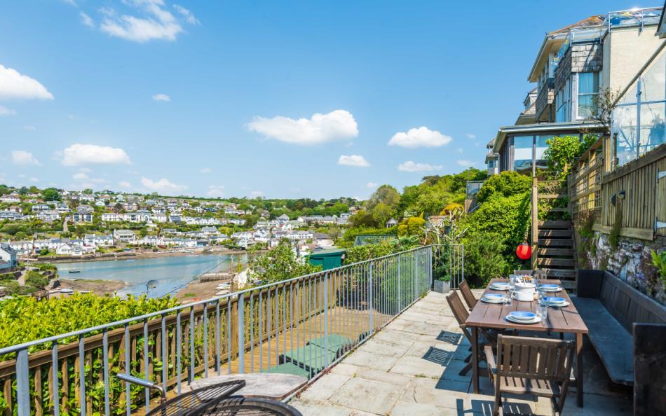 Outdoor dining at The Haven 