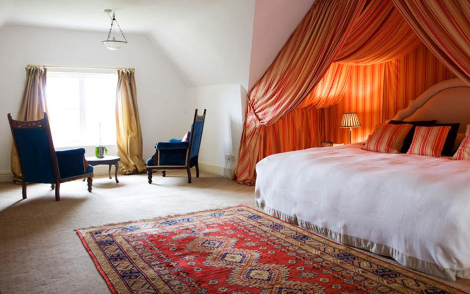 super larg bedrooms at The Lost Manor