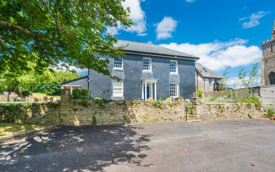 View of the parking area  at Bigbury Court Farmhouse