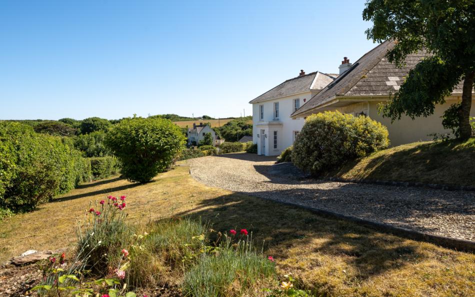 Holset House near Salcombe and East Prawle, sleeps 12, large holiday home