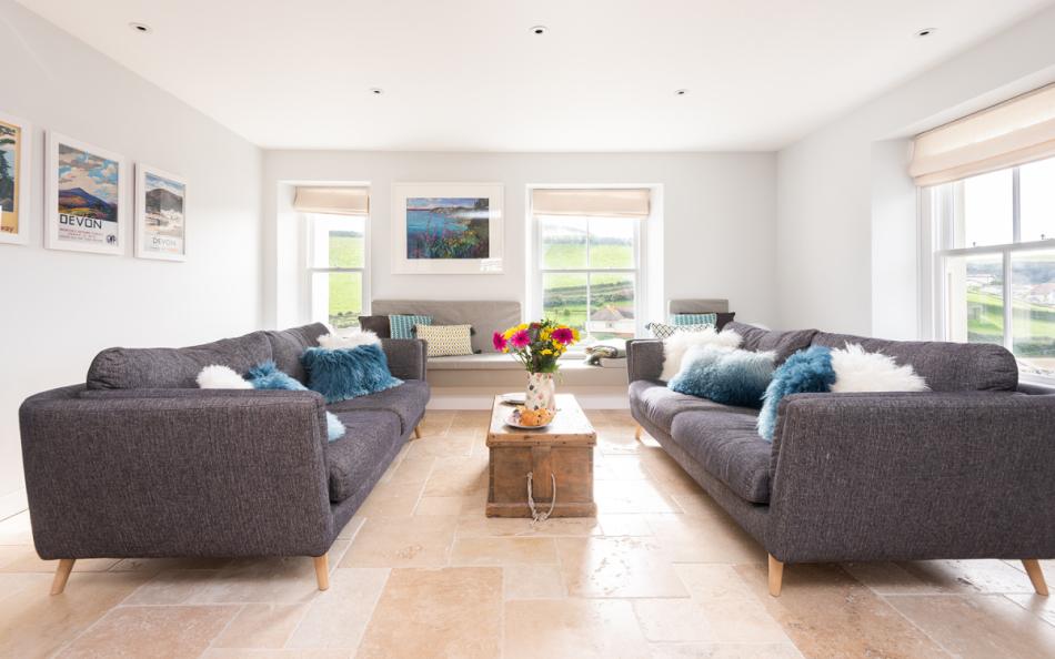 The cosy lounge area. 