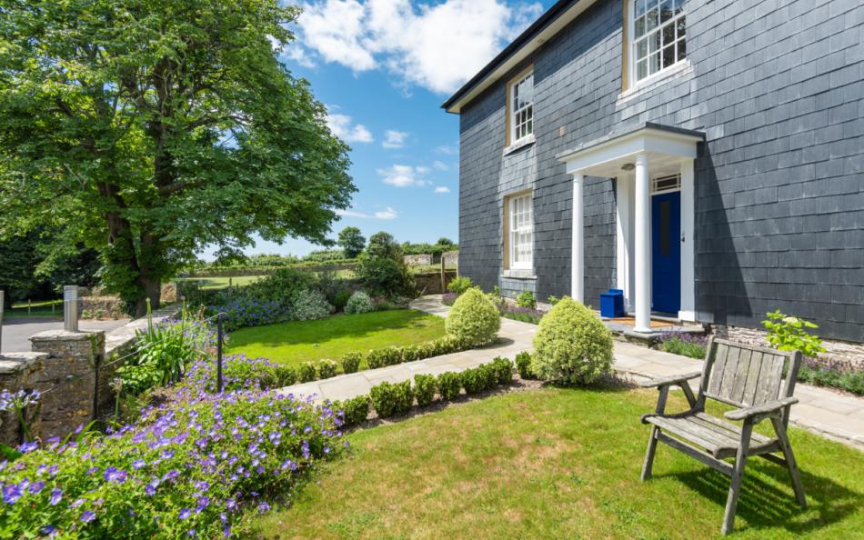 Side view of the front gardens at Bigbury Court Farmhouse