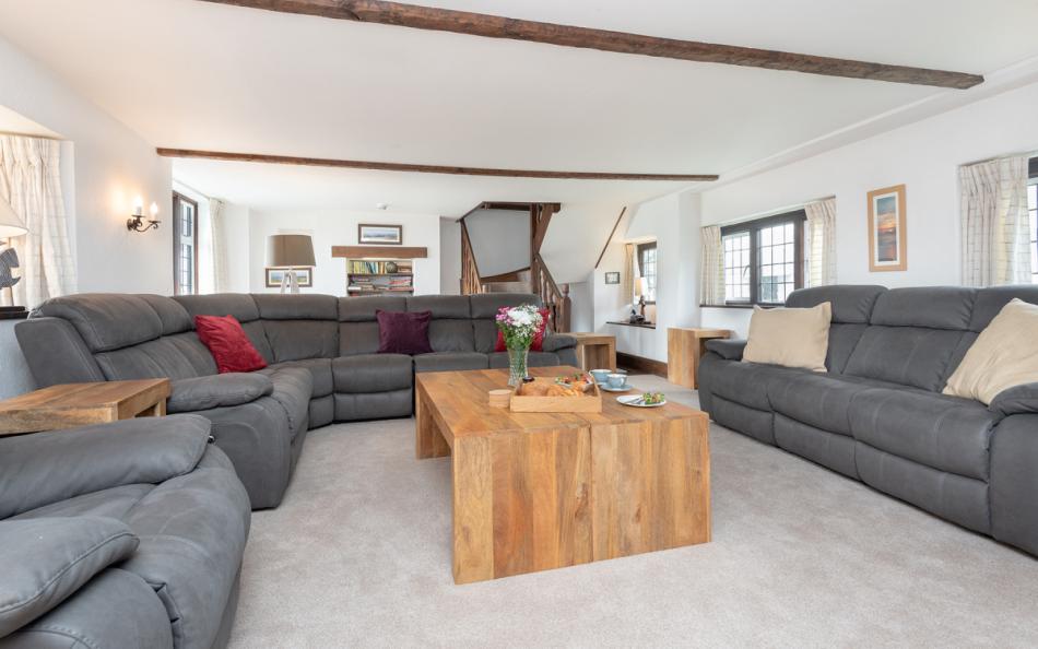 lounge sofas at Home Cottage 
