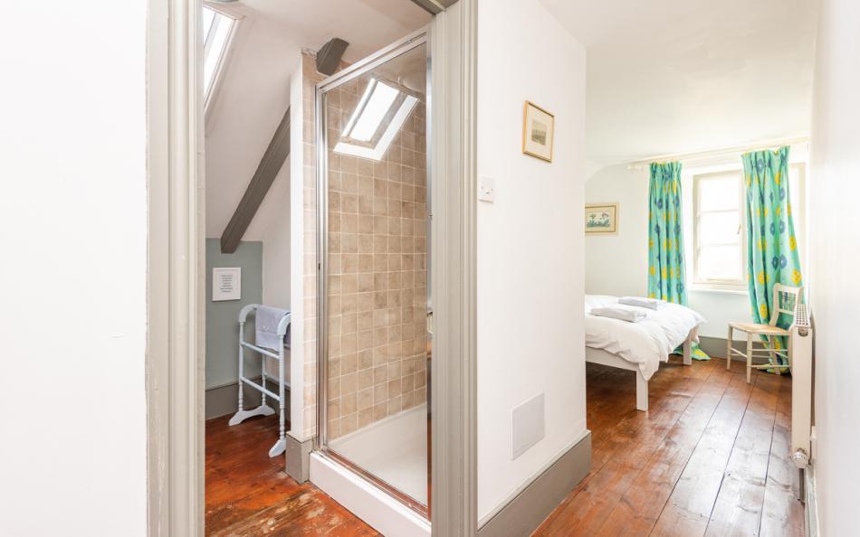 Bedroom with en suite at Higher Sutton 