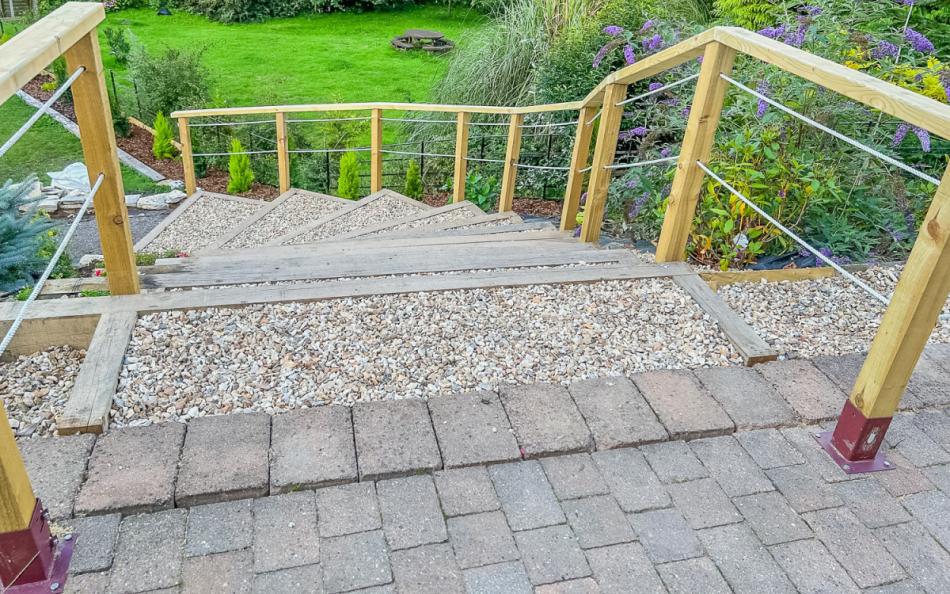 stairs down to the garden