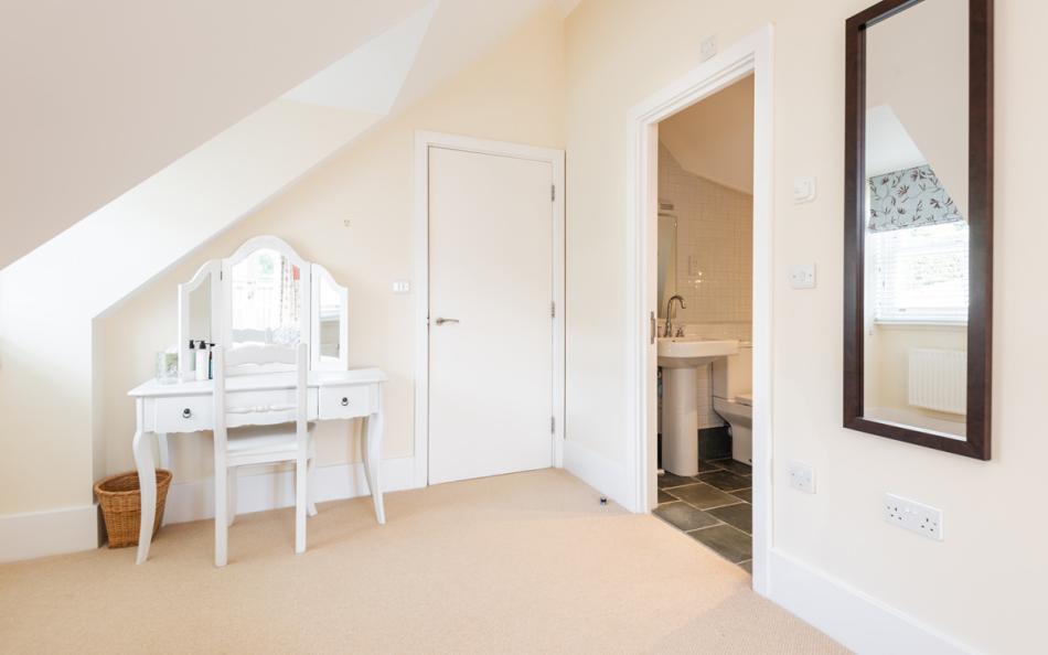 Master bedroom at 11 Combehaven in Devon