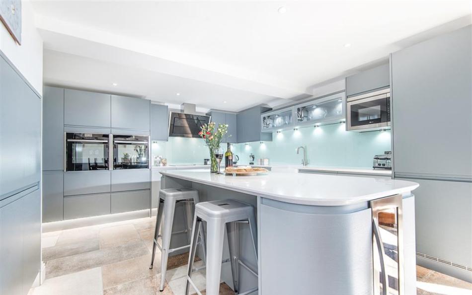 The stunning kitchen boasts every convenience at Berry's Barn 