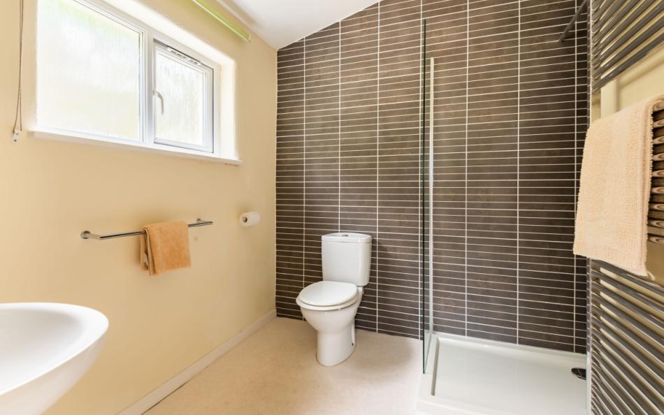 The family bathroom at Dower House