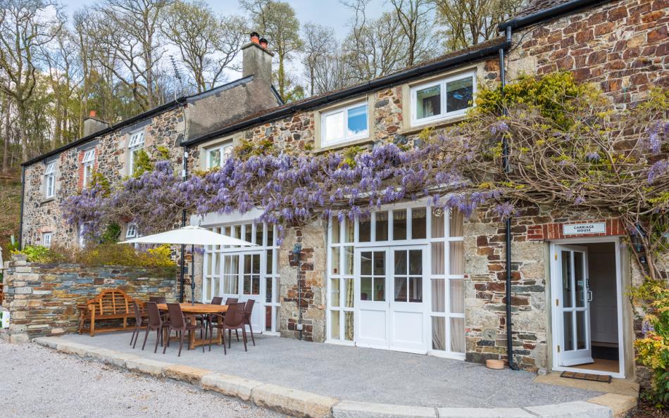 Holne Chase Carriage House in Ashburon, Devon Sleeps 8 guests
