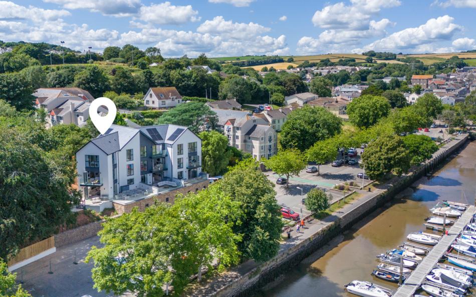 Meadow Rise large holiday cottage in Kingsbridge sleeps 14