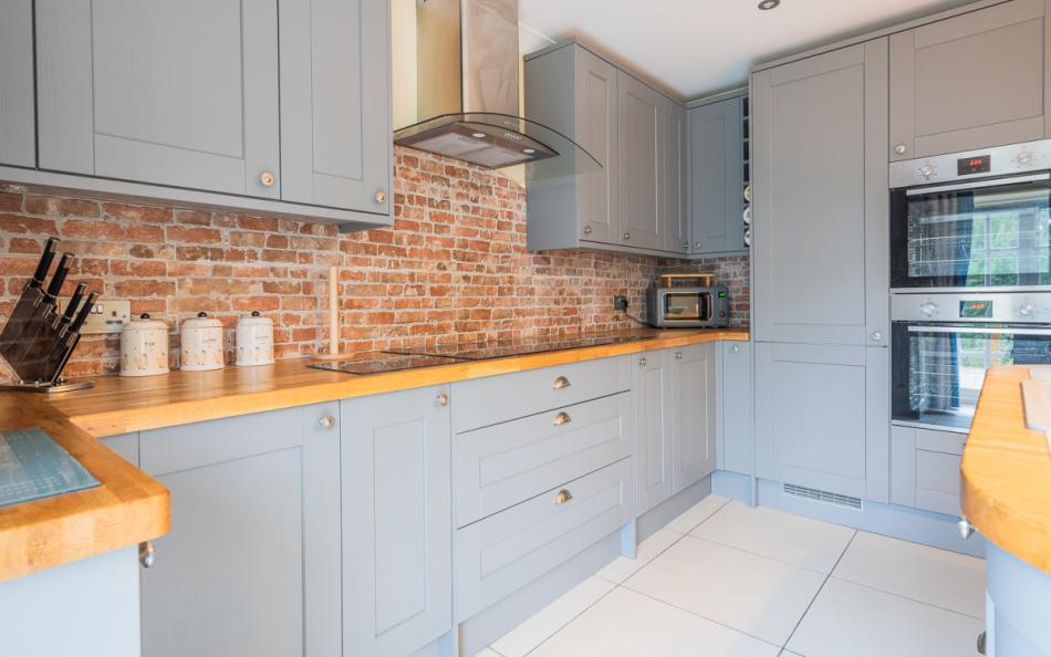 Well equipped kitchen at Rhododendron House