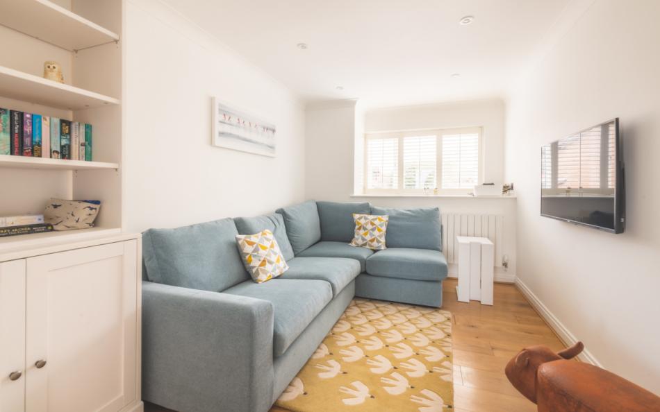 Cosy sitting room at Columbia House 
