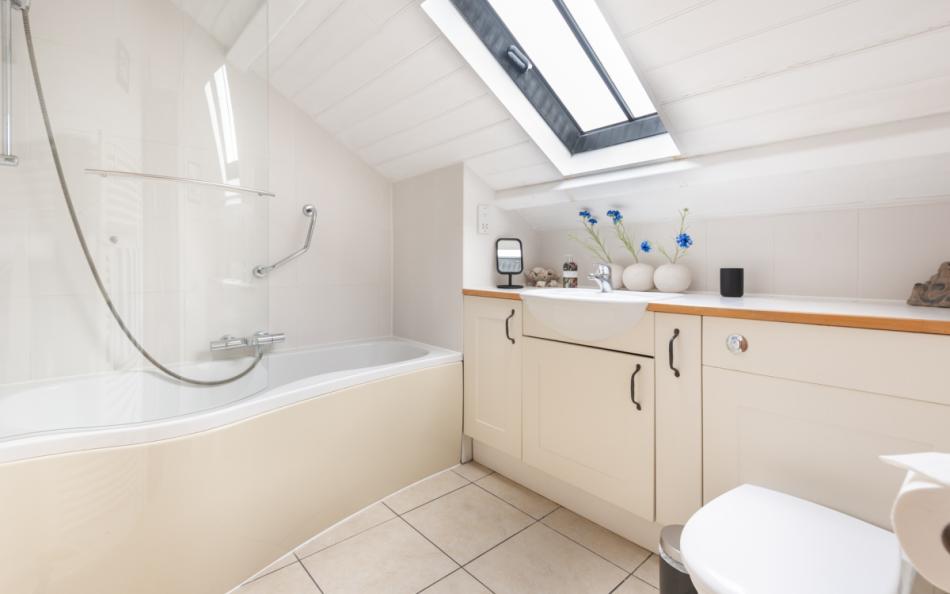 BAthroom at Little Cumery