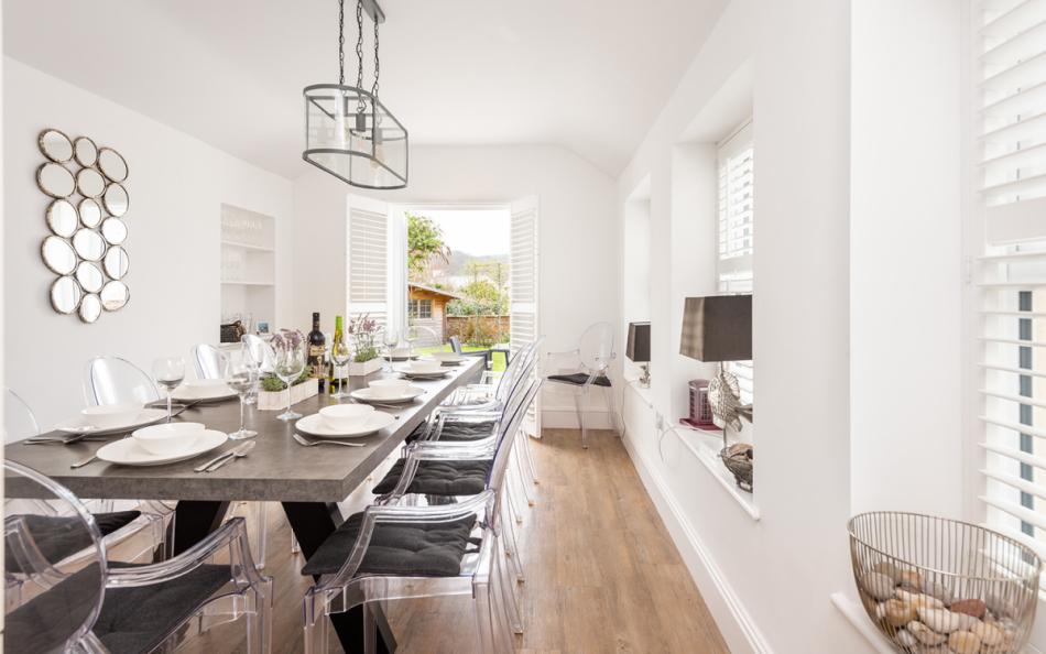 Dining room with access to the garden at Stanhope House