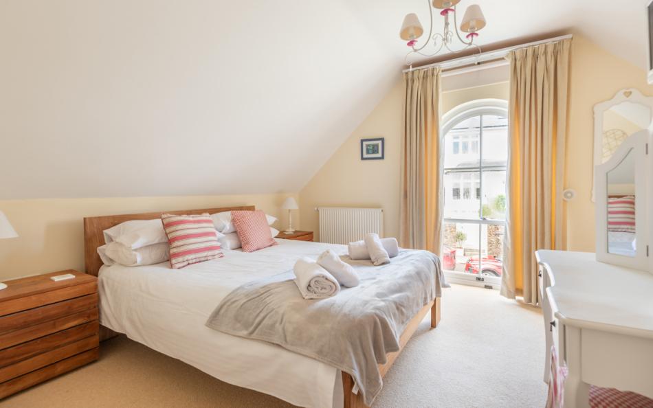 Bedroom 2 at 11 Combehaven 