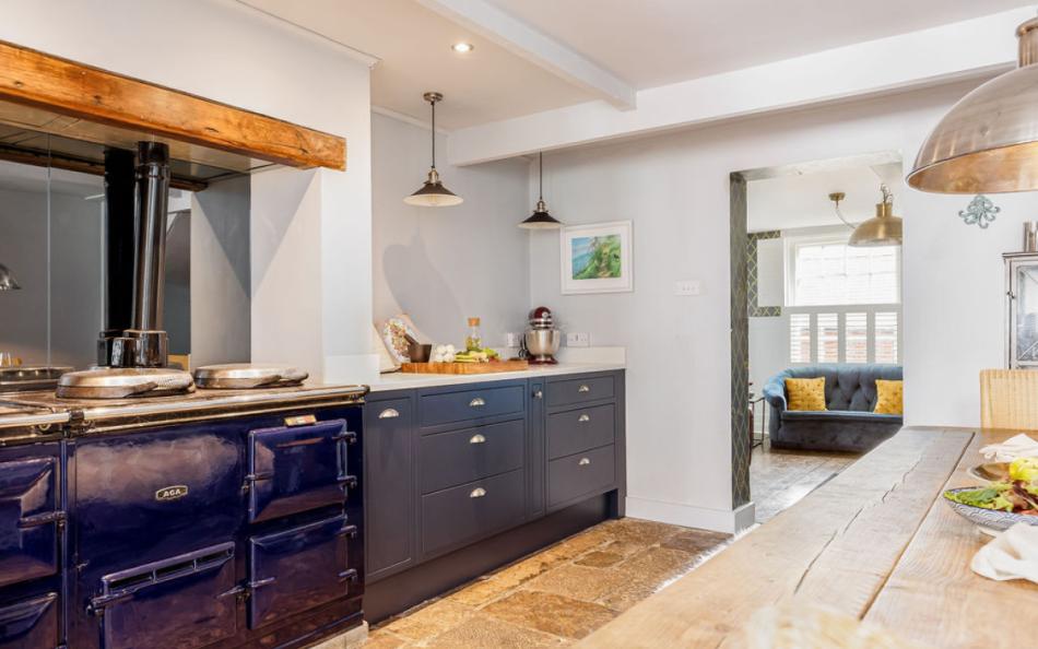 kitchen aga at Saddlers Cottage